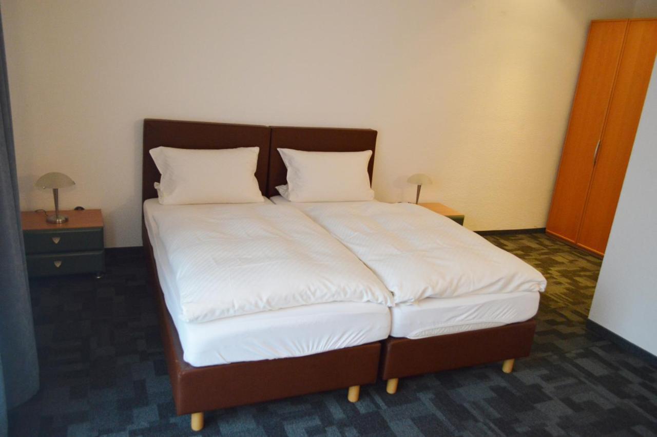 Hotel B8 Voerde Εξωτερικό φωτογραφία